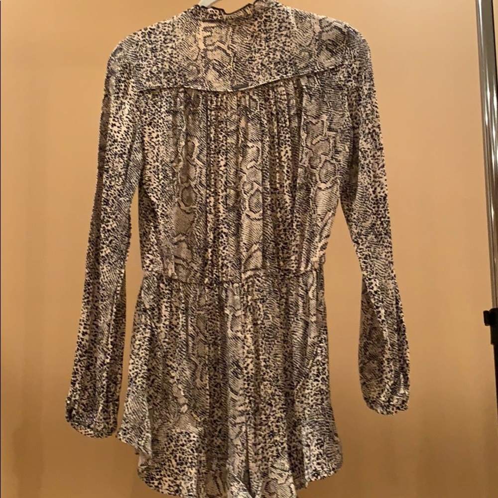 Romper - Picture 3 of 5